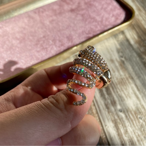 Woman’s Gold ring snake diamonds elastic band - Picture 5 of 12